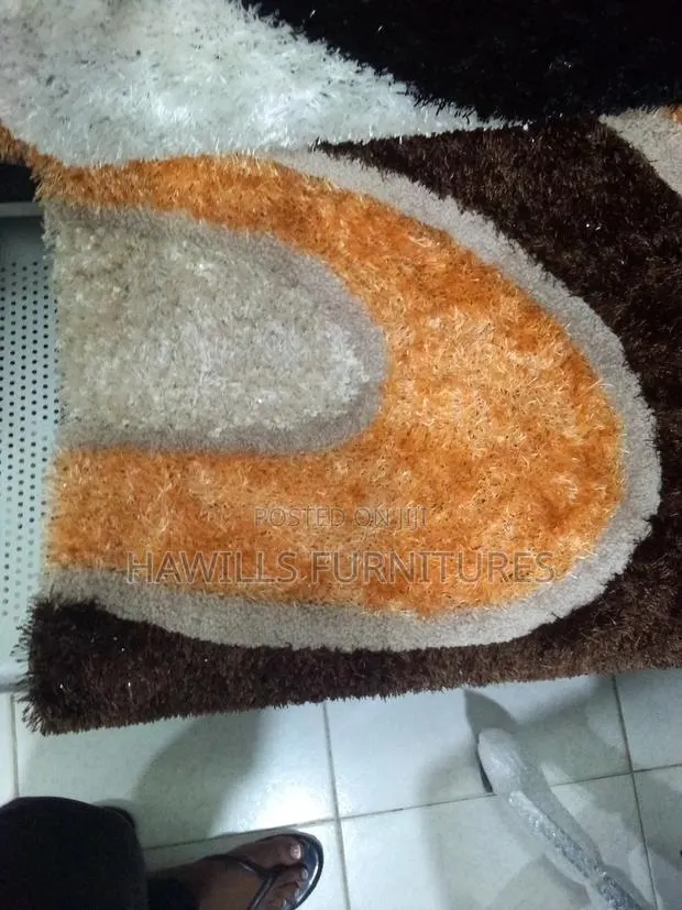 Luxurious Carpet · Photo 1
