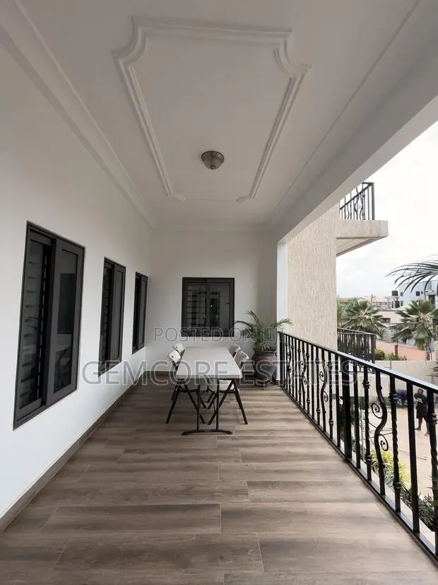 Furnished 2bdrm Apartment in Ability Square, Adjiriganor for rent · Photo 2