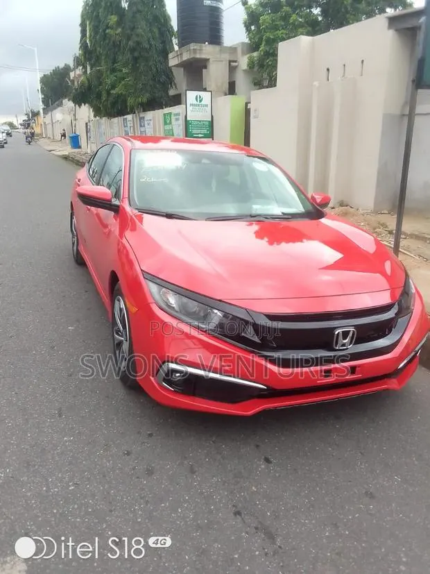 Honda Civic 2019 Red · Photo 1