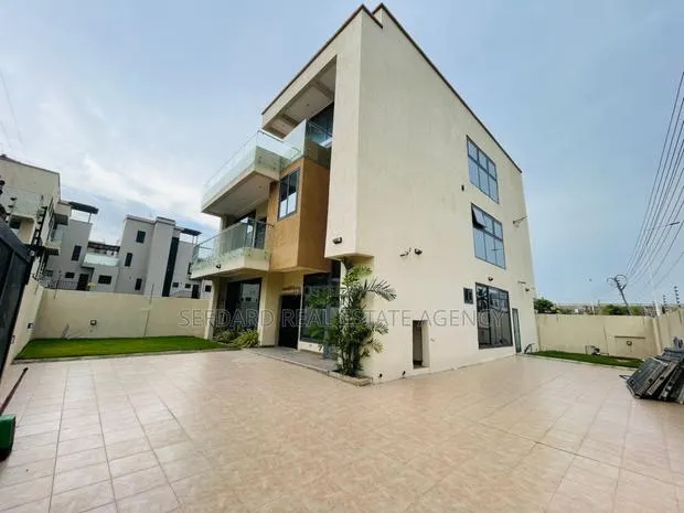 5bdrm Penthouse in Sefdard Properties, Roman Ridge for sale · Photo 1