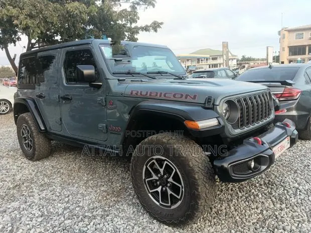 Jeep Wrangler 2025 Gray · Photo 1