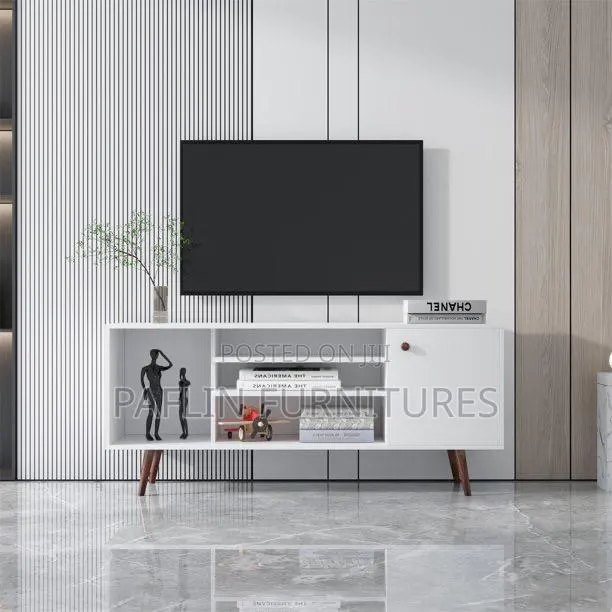 Paflin’S Quality Tv Stand · Photo 1