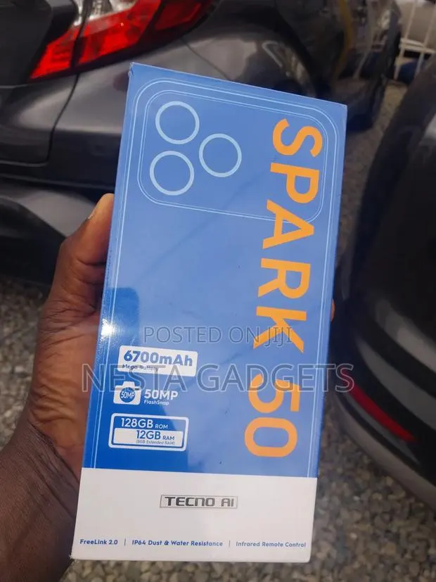 New Tecno Spark 50 128 GB Silver · Photo 1