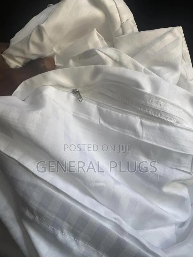 Hotel Luxury Bedding (White Stripped Duvet Covers Only · Photo 1