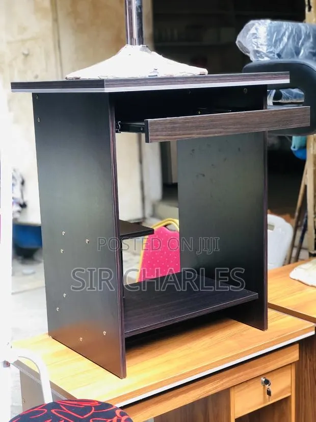 Computer Desk/Office Table · Photo 1