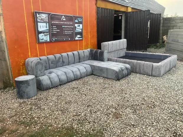 Double Bed Plus Sectional Comfort Sofa · Photo 1
