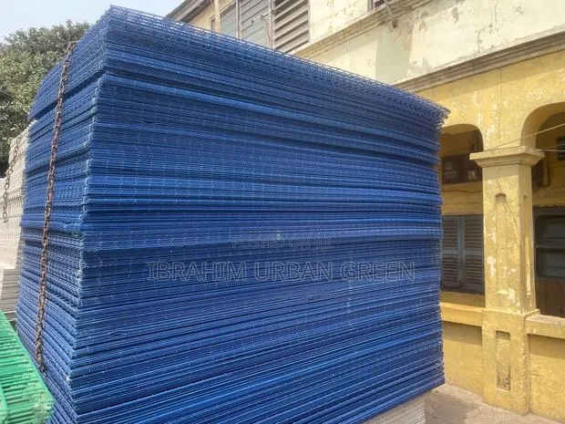 Flat 3mm PVC Blue 4ftx8ft · Photo 1