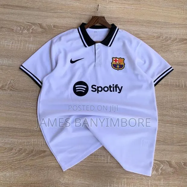 Authentic and Normal Jerseys · Photo 1