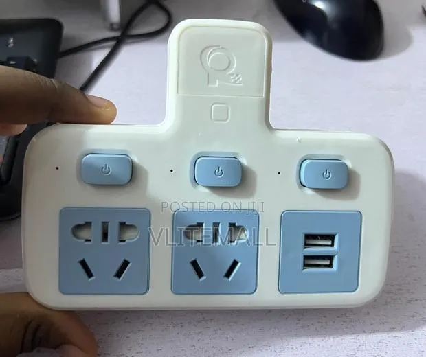 2 Power Socket+4 Usb Defender Series · Photo 1