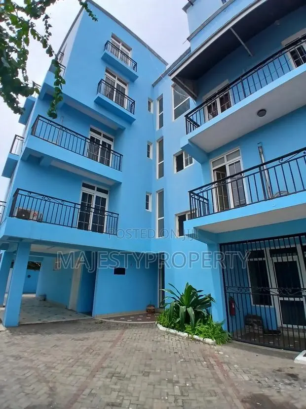 Furnished 3bdrm Apartment in Osu, Oxford Street for rent · Photo 1