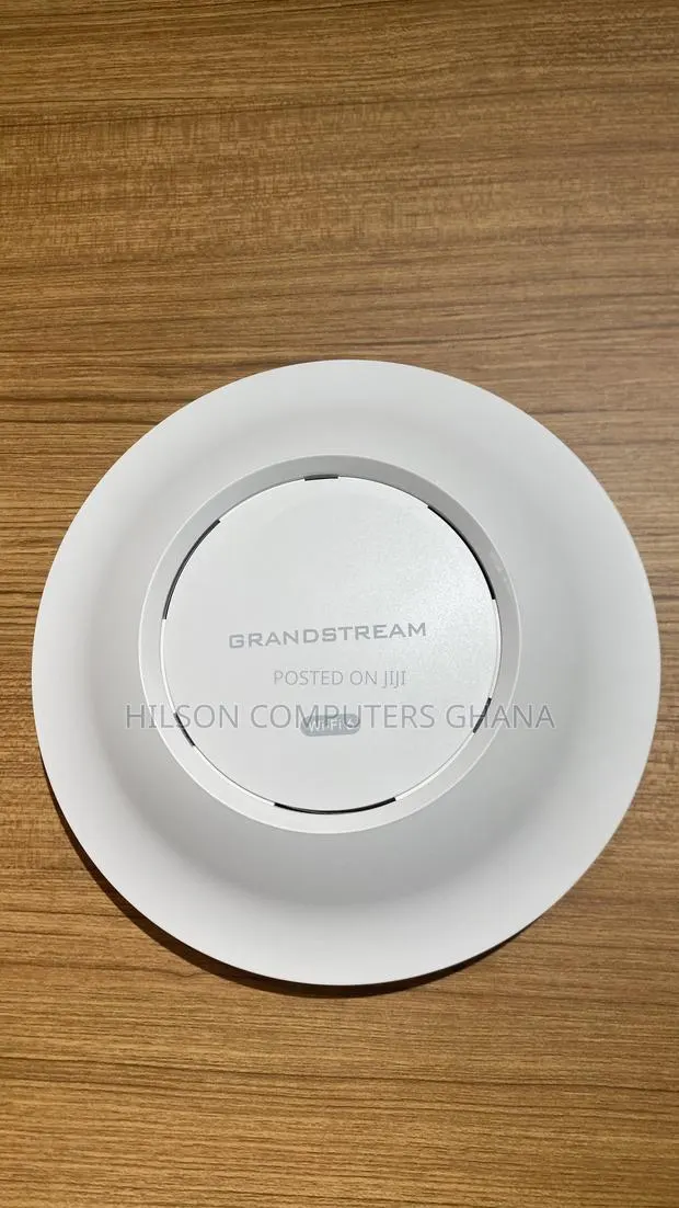 Grandstream GWN7664E Access Point – Premium AX6000 Wi-Fi 6 AP · Photo 1