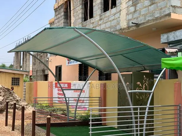 Carport / Front Canopy · Photo 1