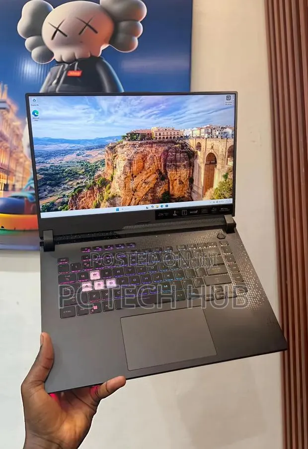 New Laptop Asus ROG Strix G15 16GB AMD Ryzen 9 SSD 512GB · Photo 1