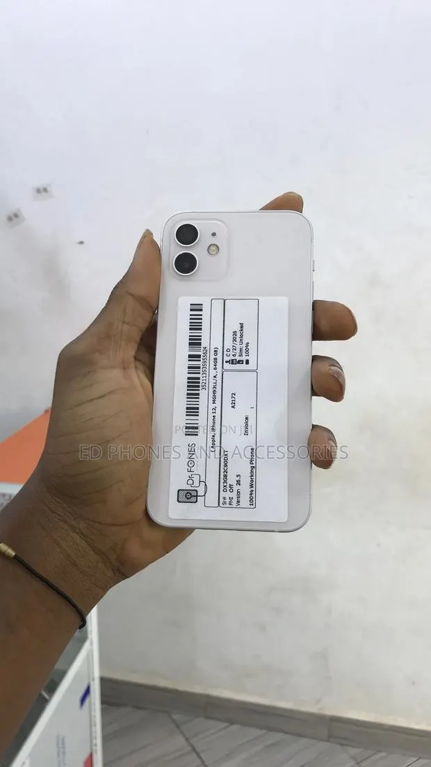 Apple iPhone 12 128 GB White · Photo 1