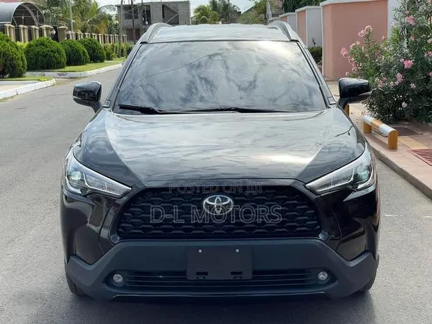 Toyota Corolla Cross 1.8 Petrol FWD 2022 Black · Photo 1