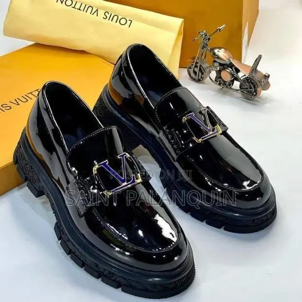 Quality Casual Shoes · Photo 1