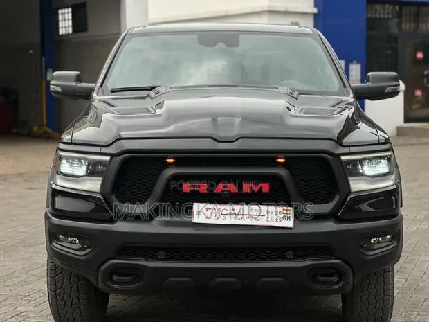 RAM 1500 Rebel Crew Cab 4WD 5.6 ft SB 2023 Black · Photo 1