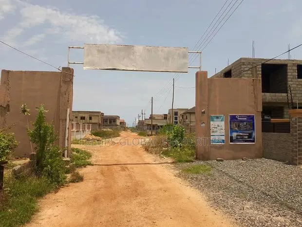 Half Plot of Land at Tema Com. 25 for Sale · Photo 1
