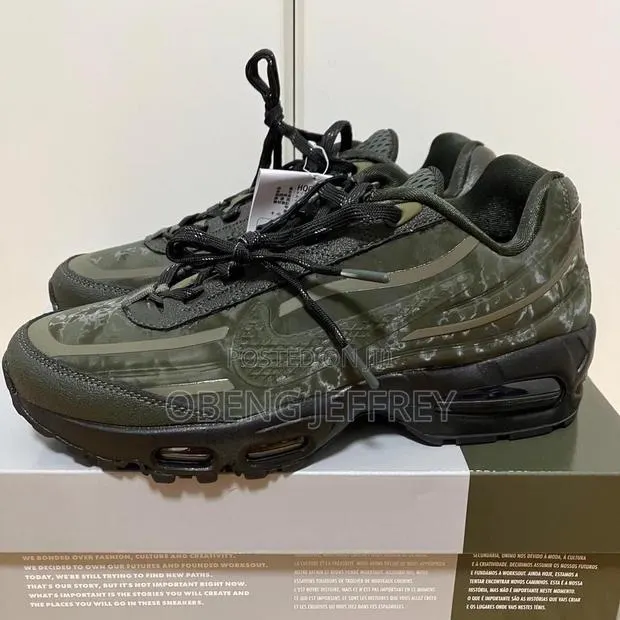 Original Nike Airmax 95 Olive Green/ Black · Photo 1