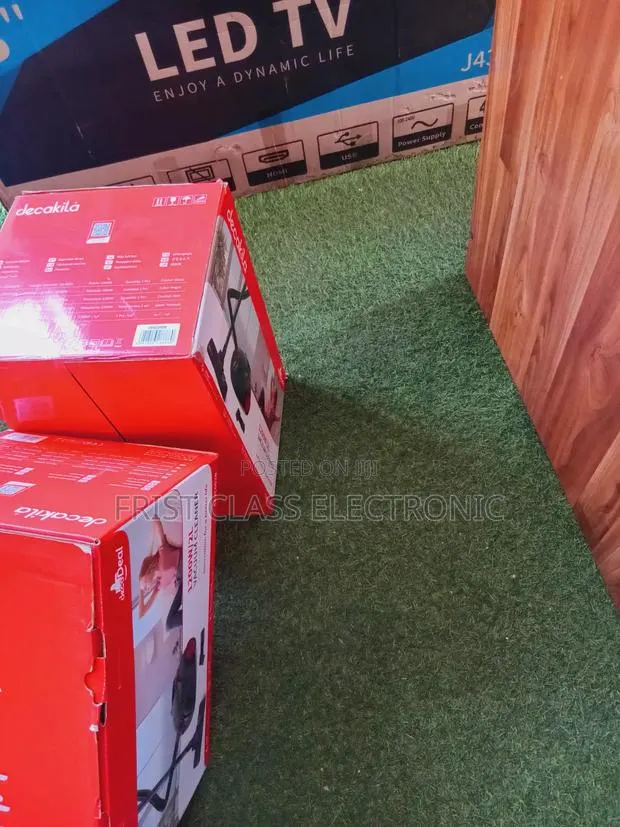 Decakila 1200w Vacuum, Dirt Doesn’T Stand a Chance · Photo 1