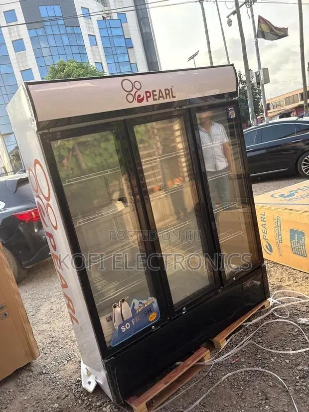 Pearl 950l Commercial Fridge Bright Interior Maximum Storage · Photo 1