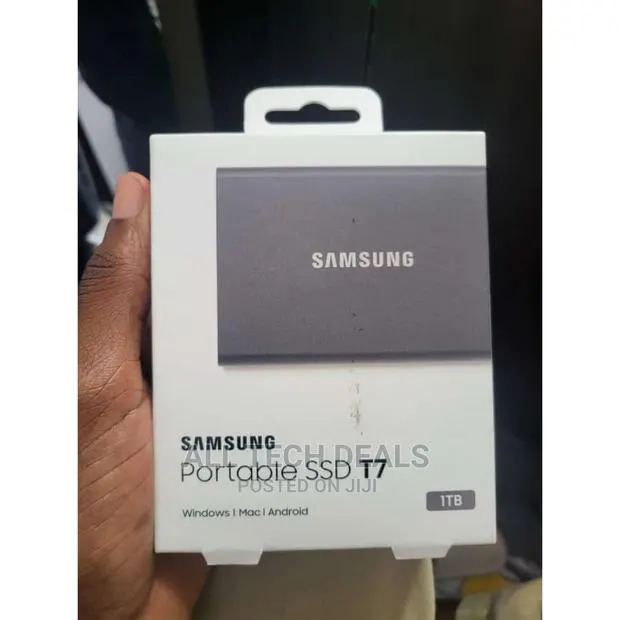 1TB Portable SDD Samsung · Photo 1
