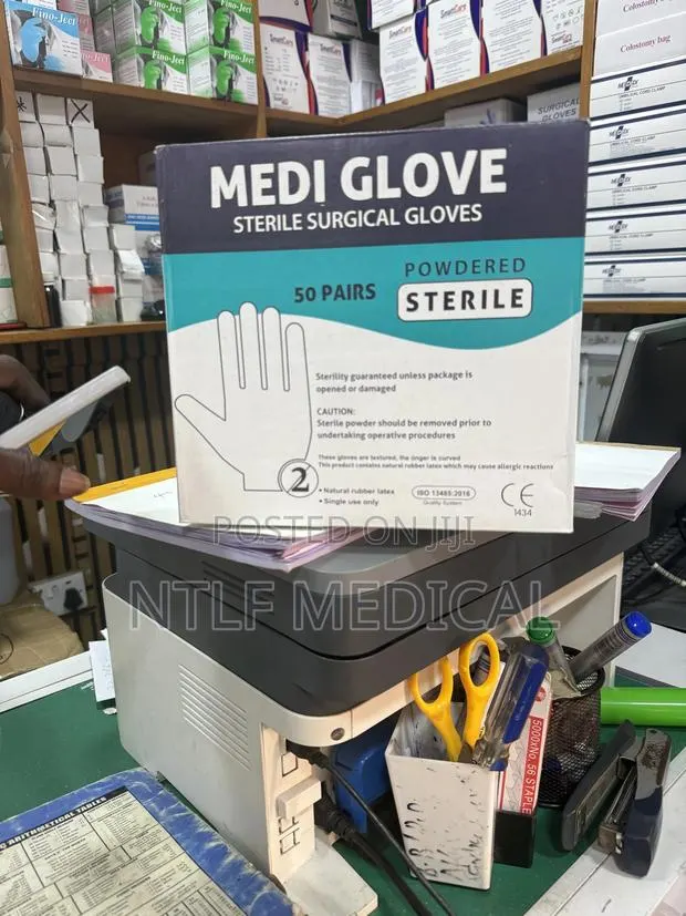 Surgical Gloves · Photo 1