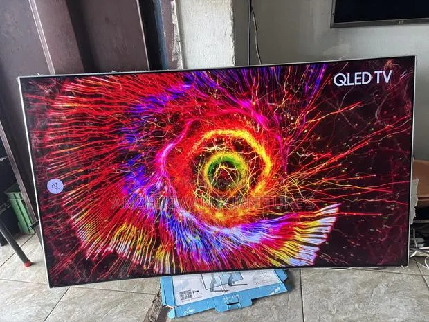 Samsung Qled 55 Inches Smart,Bluetooth,Netflix,satellite,YouTube TV · Photo 1