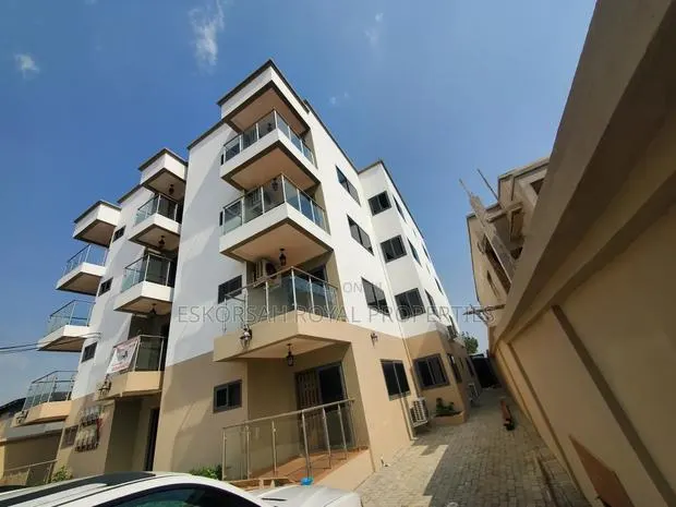 2bdrm Apartment in Dansoman, Afoko Foto for rent · Photo 1