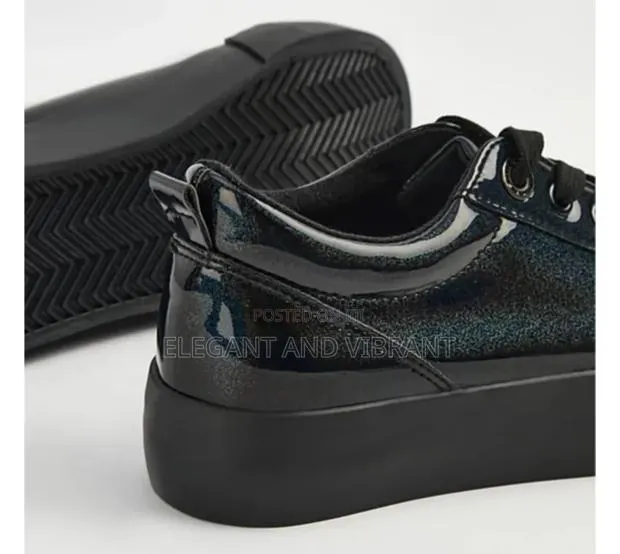 Kids School Shoes From the UK, Very Good Quality and Brand New · Photo 2