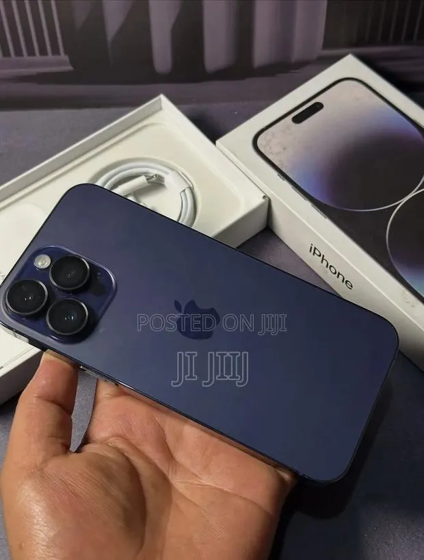 Apple iPhone 14 Pro Max 256 GB Purple · Photo 1