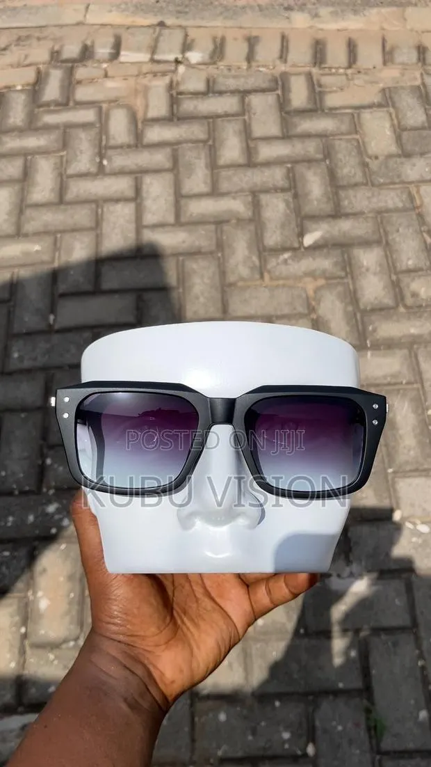 Square Frame Sunglasses for Men · Photo 1