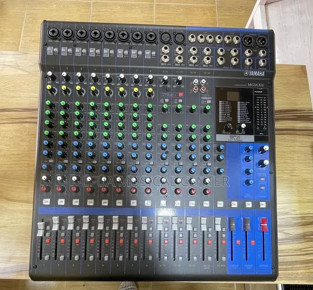 Yamaha MG16XU Raw Mixer · Photo 1