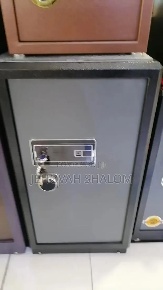 Fireproof Money Safe · Photo 1
