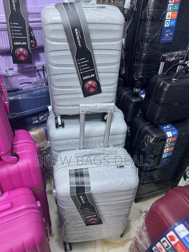 Premium Quality Unicross 3set Double Zip Expansion Traveling Bag. · Photo 1