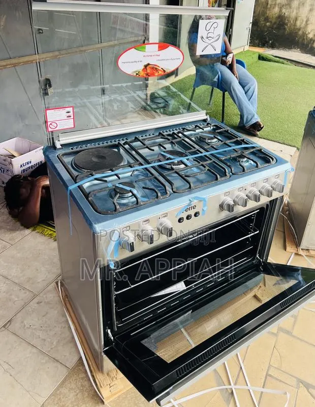 Sleek Ferre 60x90cm Glass Lid 4 Gas + 1 Electric Auto Rotisserie · Photo 1