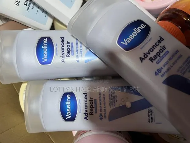 Vaseline Advanced Repair Fragrance Free Lotion · Photo 1