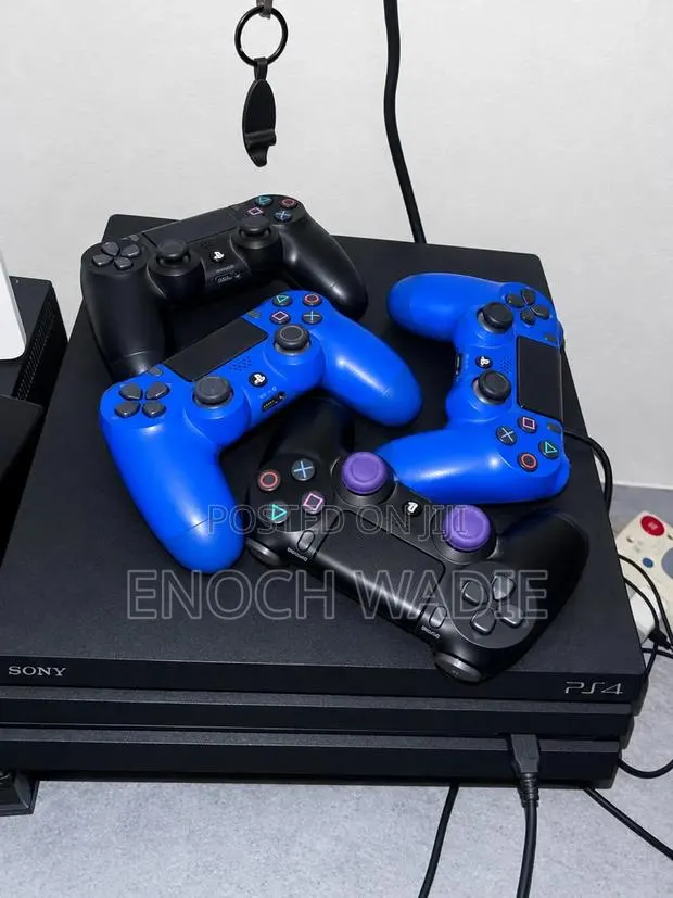 PS4 Pro Jailbreak · Photo 1