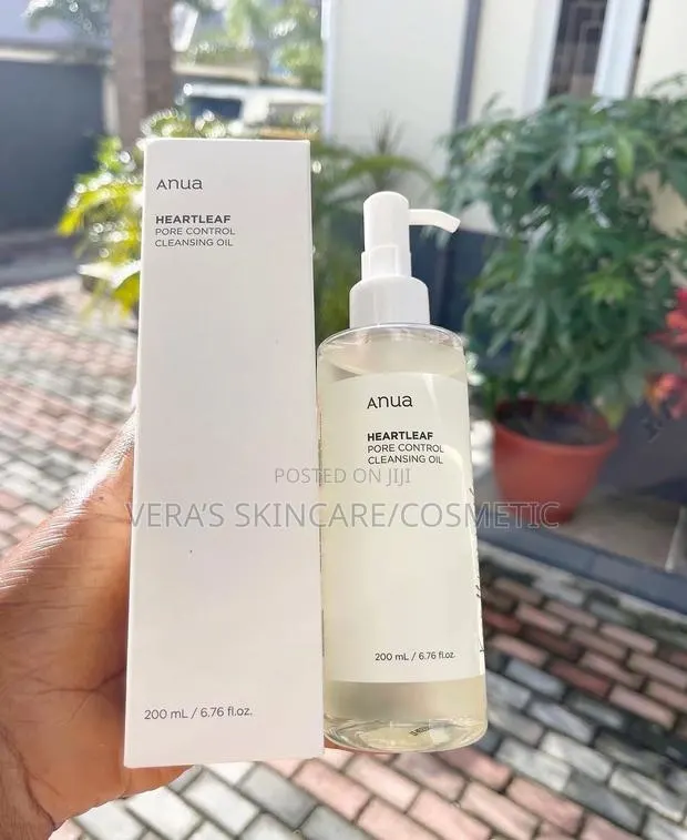 Anua Heart Leaf Pore Cleansing Oil · Photo 1