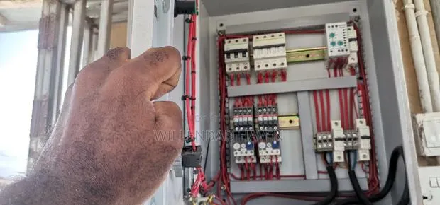 Electrician · Photo 1