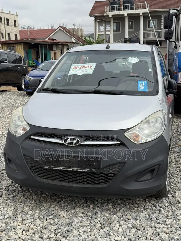Hyundai I10 2012 Silver · Photo 1