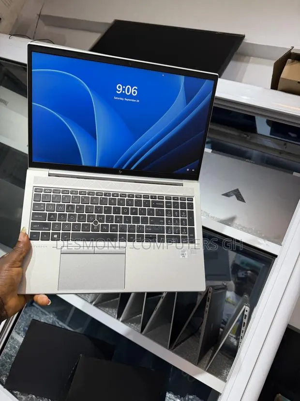 Laptop HP EliteBook 840 G7 16GB Intel Core i7 SSD 512GB · Photo 4