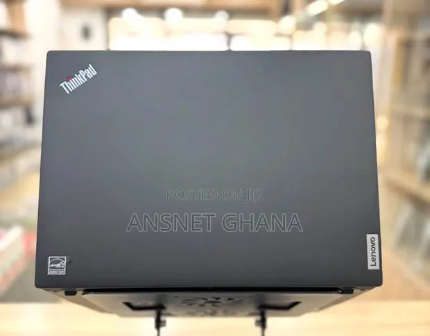 New Laptop Lenovo ThinkPad T14 16GB AMD Ryzen 5 SSD 256GB · Photo 1