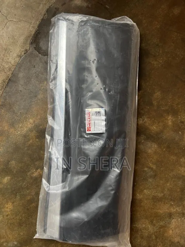 Honda CRV 2017 2018 2019 2020 2021 2022 Door Moulding. · Photo 1