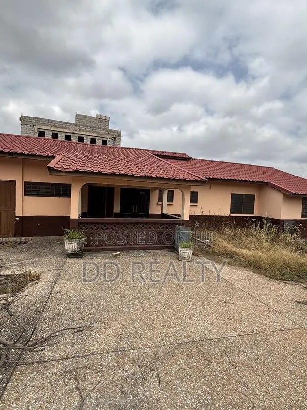3bdrm House in Parakuo Estate for sale · Photo 1
