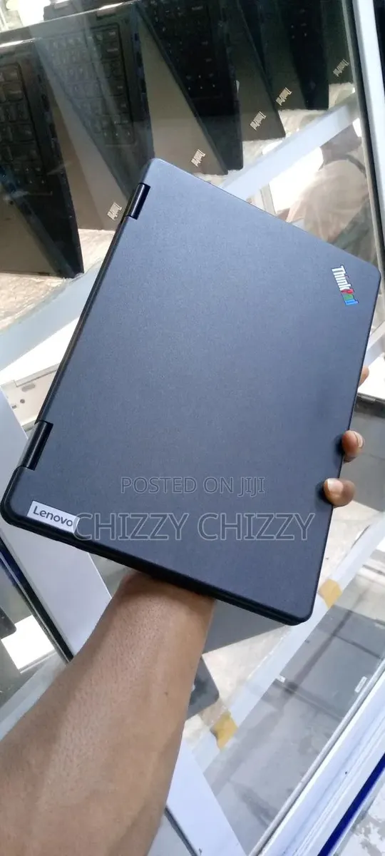 Laptop Lenovo ThinkPad 11e 8GB Intel Core M3 SSD 128GB · Photo 1