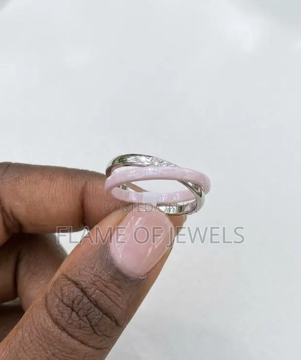 Intersection Ring · Photo 1