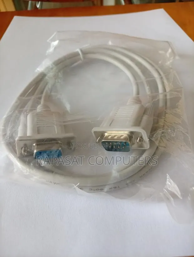 Db9 Male to Db9 Female Cable 1.5m · Photo 1