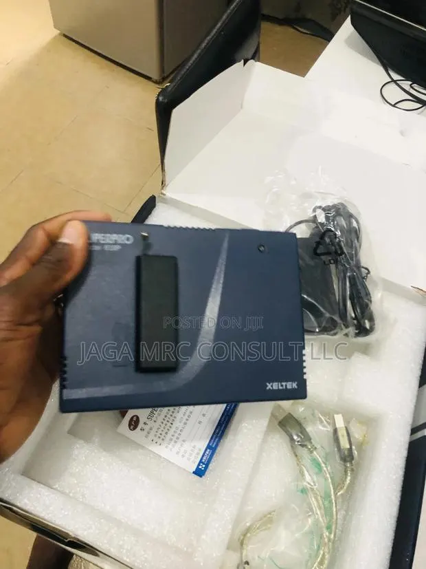 Universal Programmer Device · Photo 1