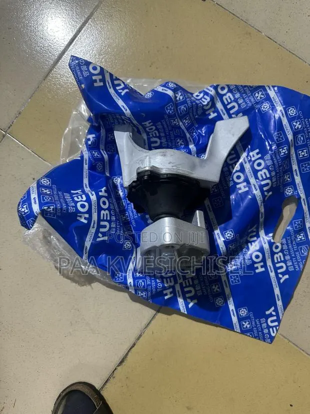 Honda Accord 2018 2019 2020 Engine Seat · Photo 1